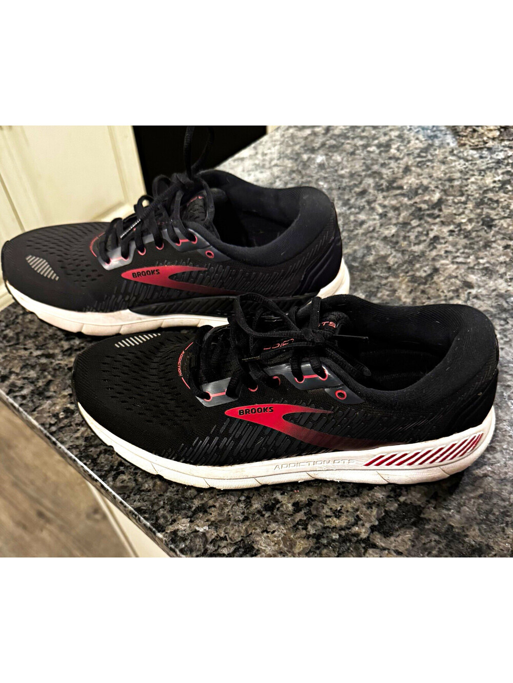 Brooks Addiction GTS 15 Women’s 11.5 Running Shoes Narrow 2A